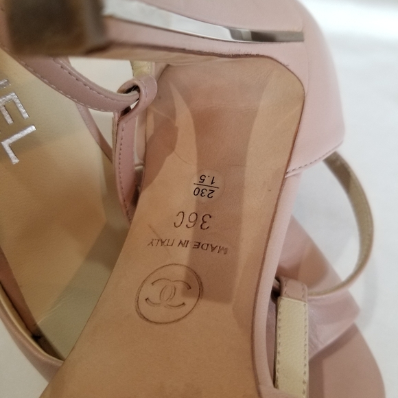 CHANEL Sandals size 5.5 light pink - Picture 8 of 9
